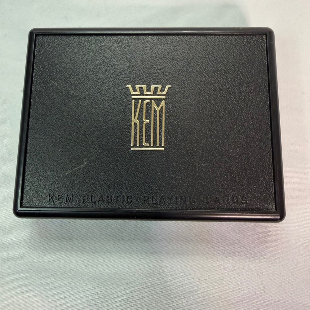 KEM Plastic Playing Cards Vintage Blue Scroll Pattern. 52 cards No Jokers